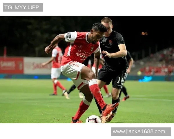 莫斯巴达足球迎战布拉加强强对决引发球迷热议与期待 莫斯巴达足球迎战布拉加强强对决引发球迷热议与期待