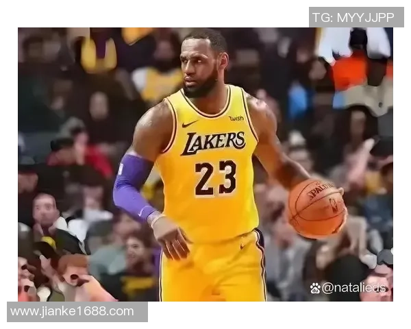 湖人勇士精彩对决央视回放重温经典瞬间与精彩时刻分析 湖人勇士精彩对决央视回放重温经典瞬间与精彩时刻分析