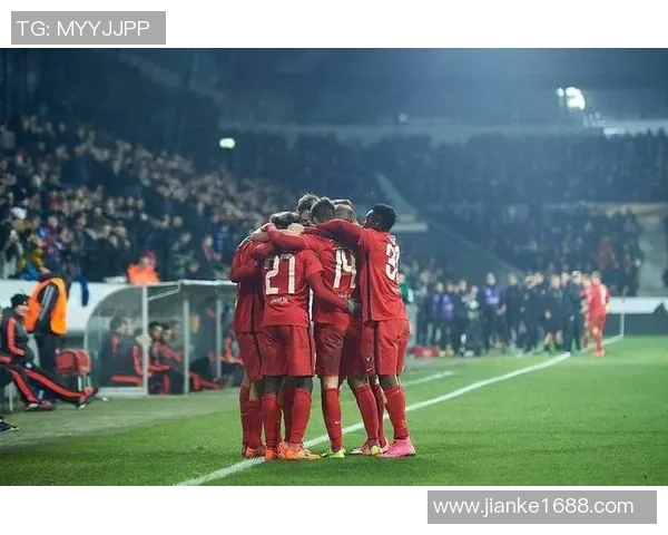 08年欧洲杯经典对决荷兰队与俄罗斯队的激烈较量回顾